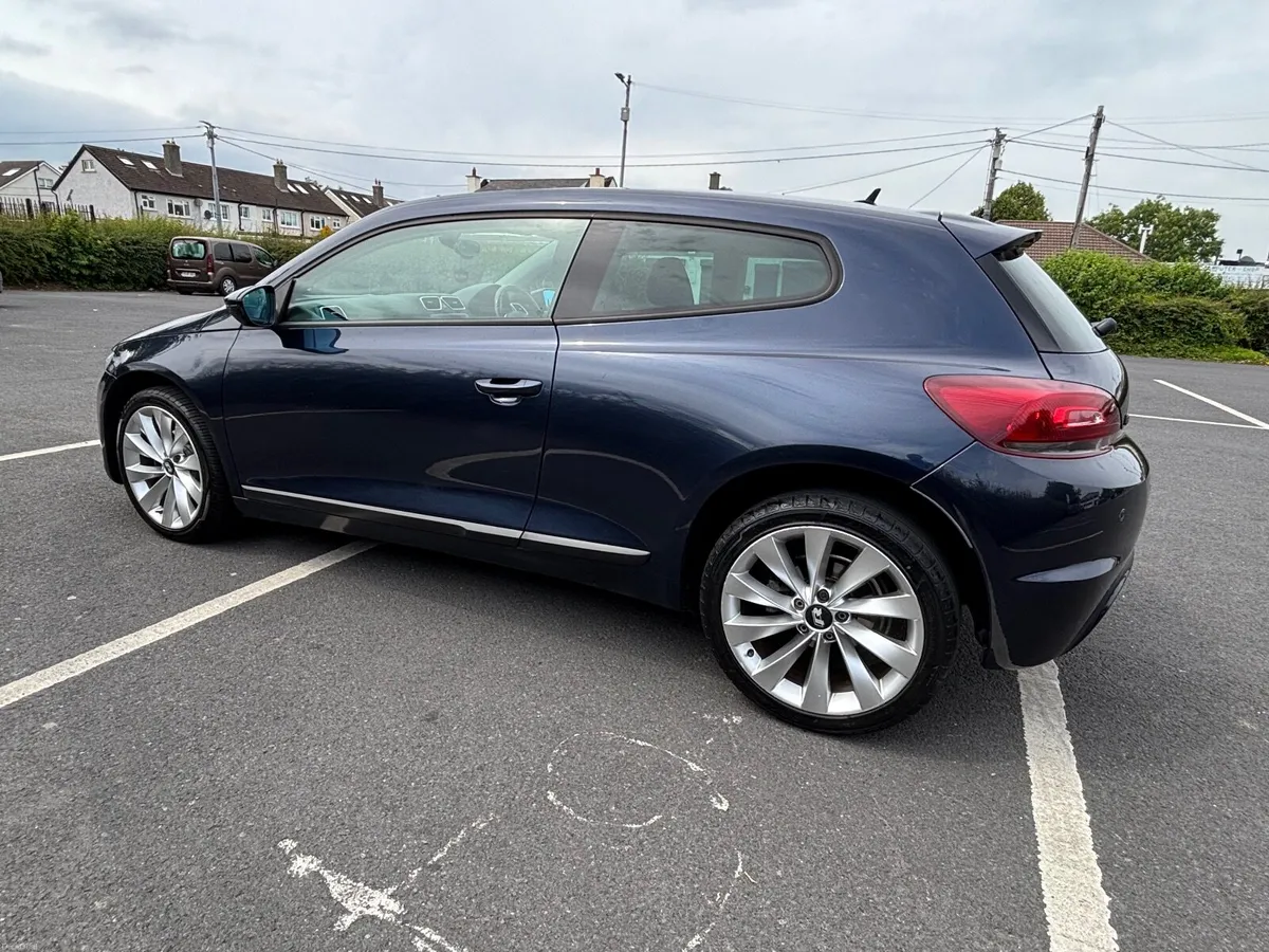 Volkswagen Scirocco 2011 GT Bluemotion - Image 4