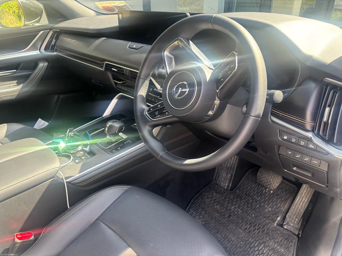 Car - Image 5