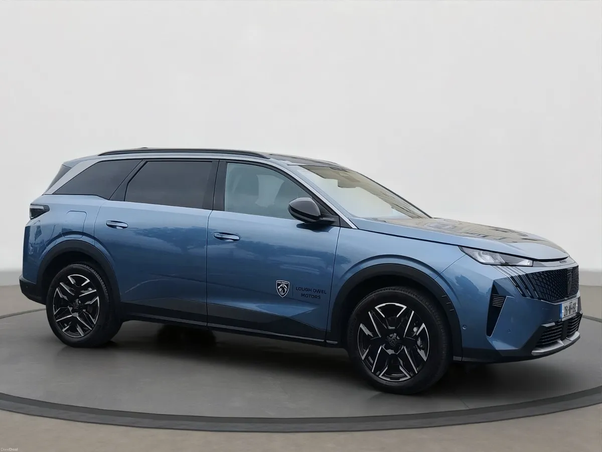 Peugeot 5008 Allure Hybrid - Image 2