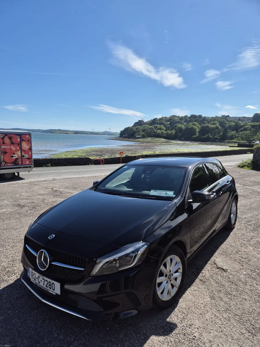 AUTOMATIC Mercedes Benz A180 - Image 1