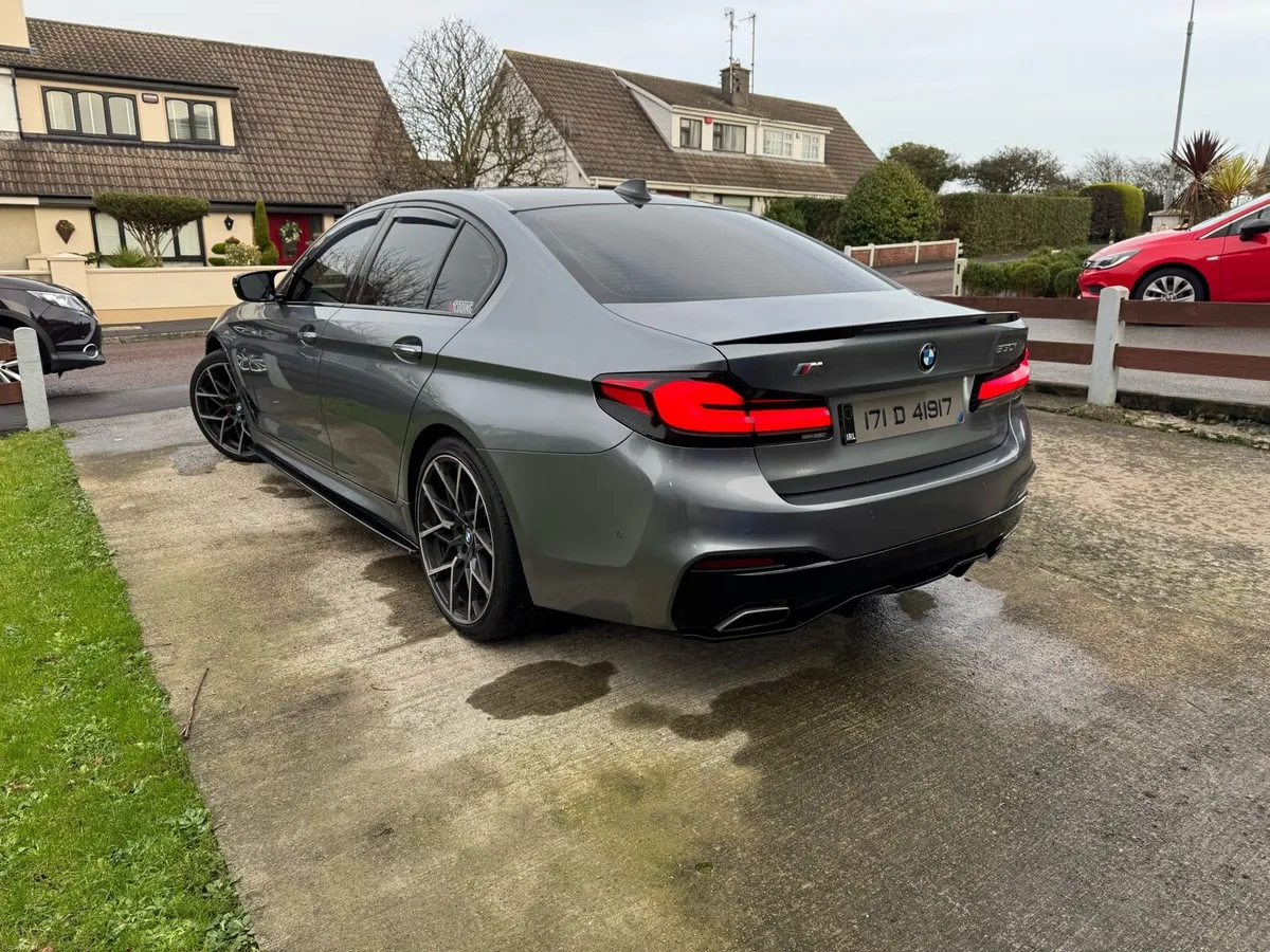 Bmw g30 530i shadow edition rare car - Image 3