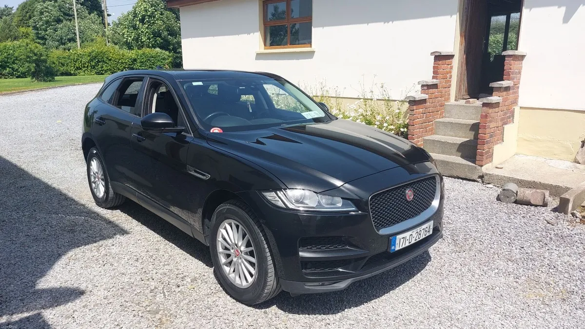 Jaguar F-Pace 2017 - Image 3