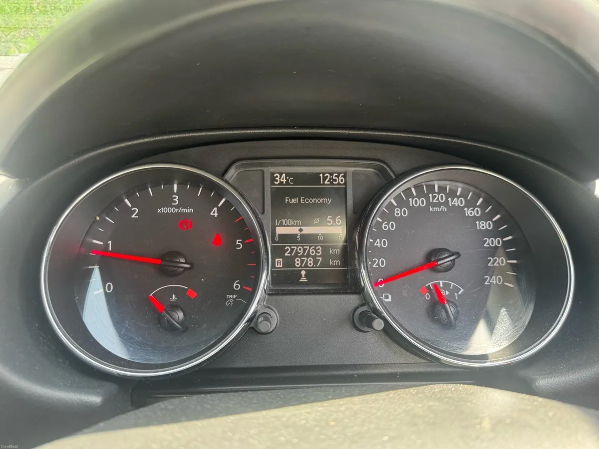 Nissan Qashqai+2 - Image 4