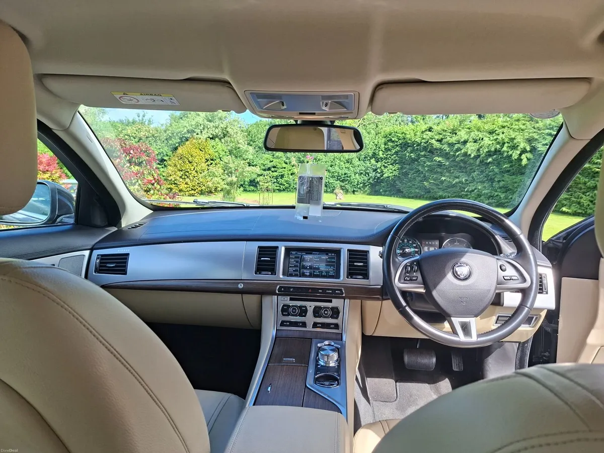 Jaguar XF 2014 3.0L V6 Auto R Sport - Image 2