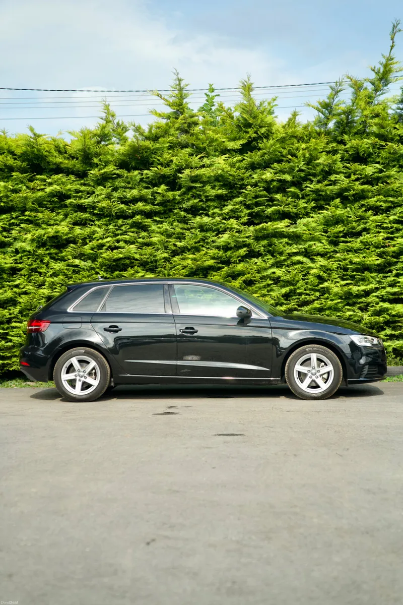 Audi A3 S-Tronic Sportback 2017-Virtual Cockpit - Image 5