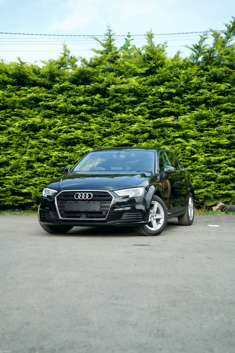 Audi A3 Sportback 2017-Virtual Cockpit - Image 1