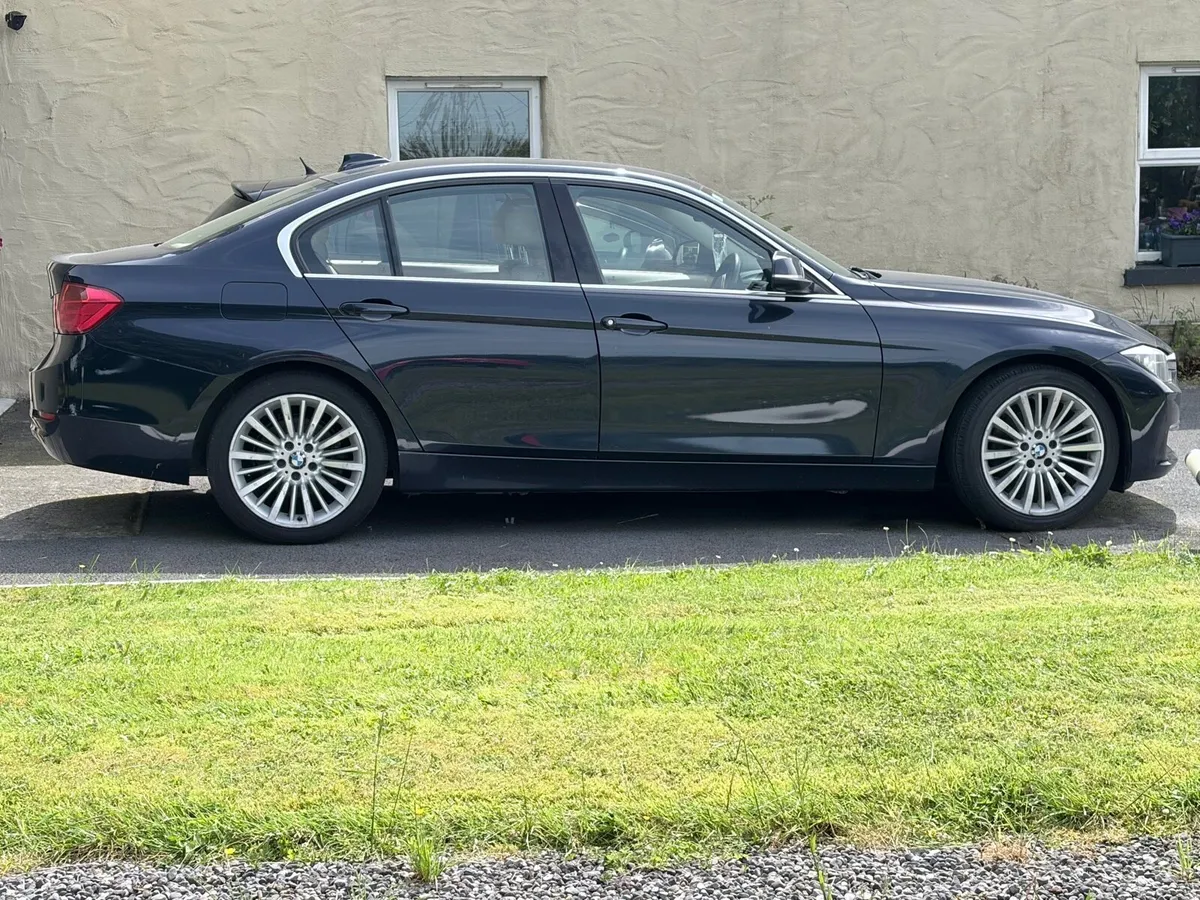BMW 3 series - Image 1