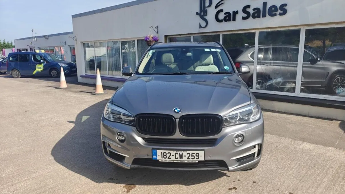 BMW X5 25d Auto 7 Seater - Image 2