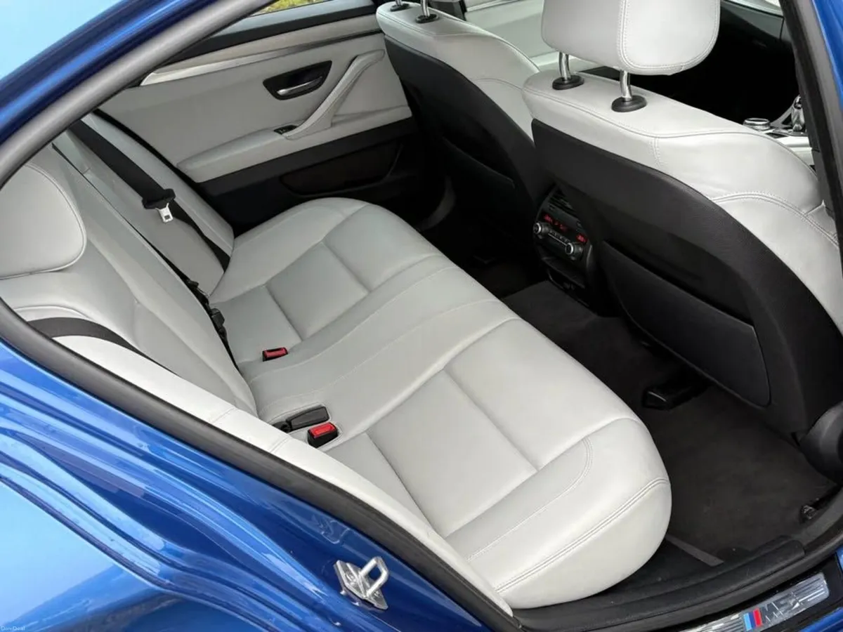 BMW F10 4.4 V8 M5 - Image 6