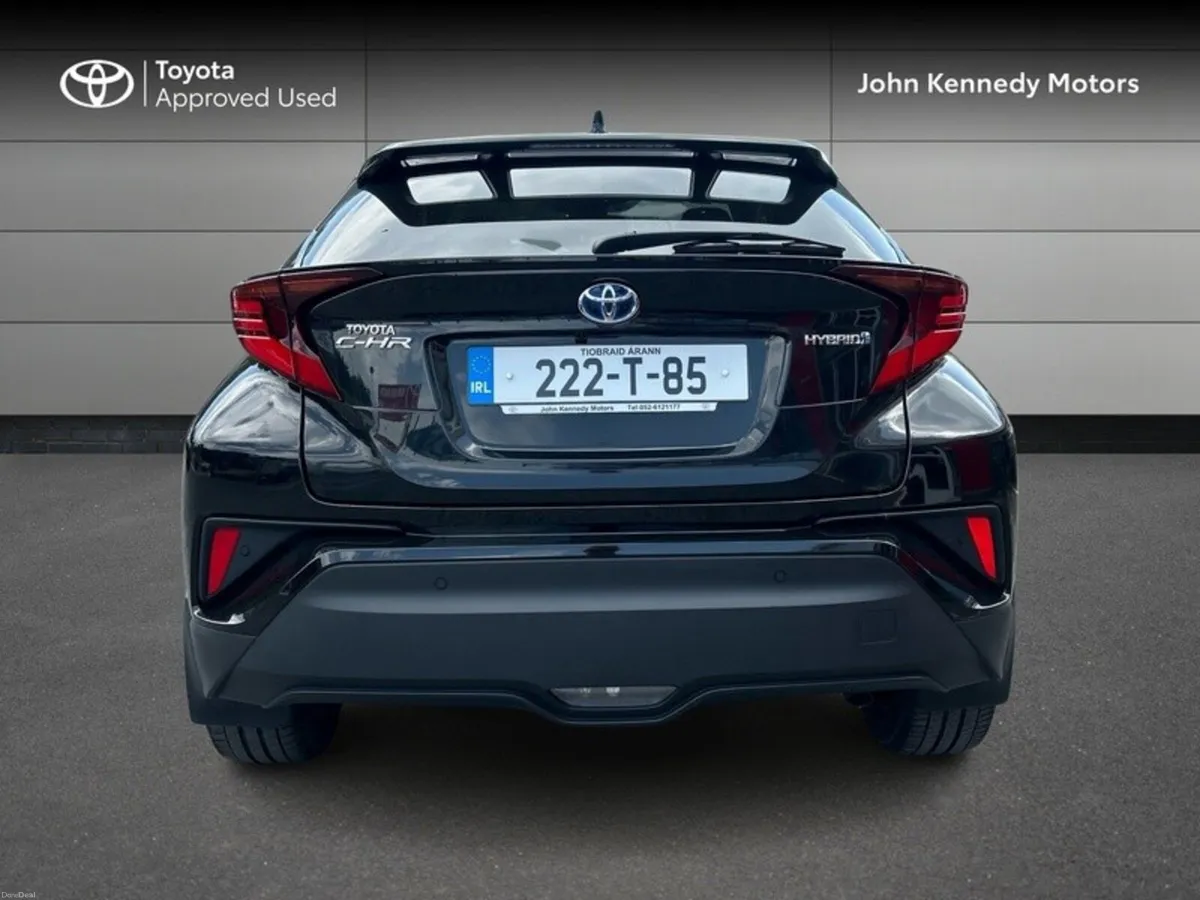 Toyota C-HR HYBRID SOL AUTO - Image 4