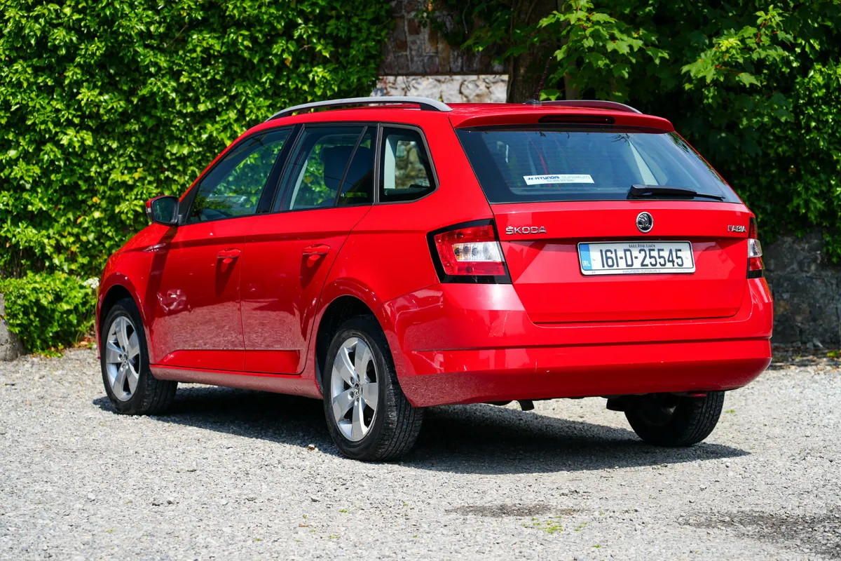 2016 Skoda Fabia 1.2 TSI Petrol Manual Estate - Image 3