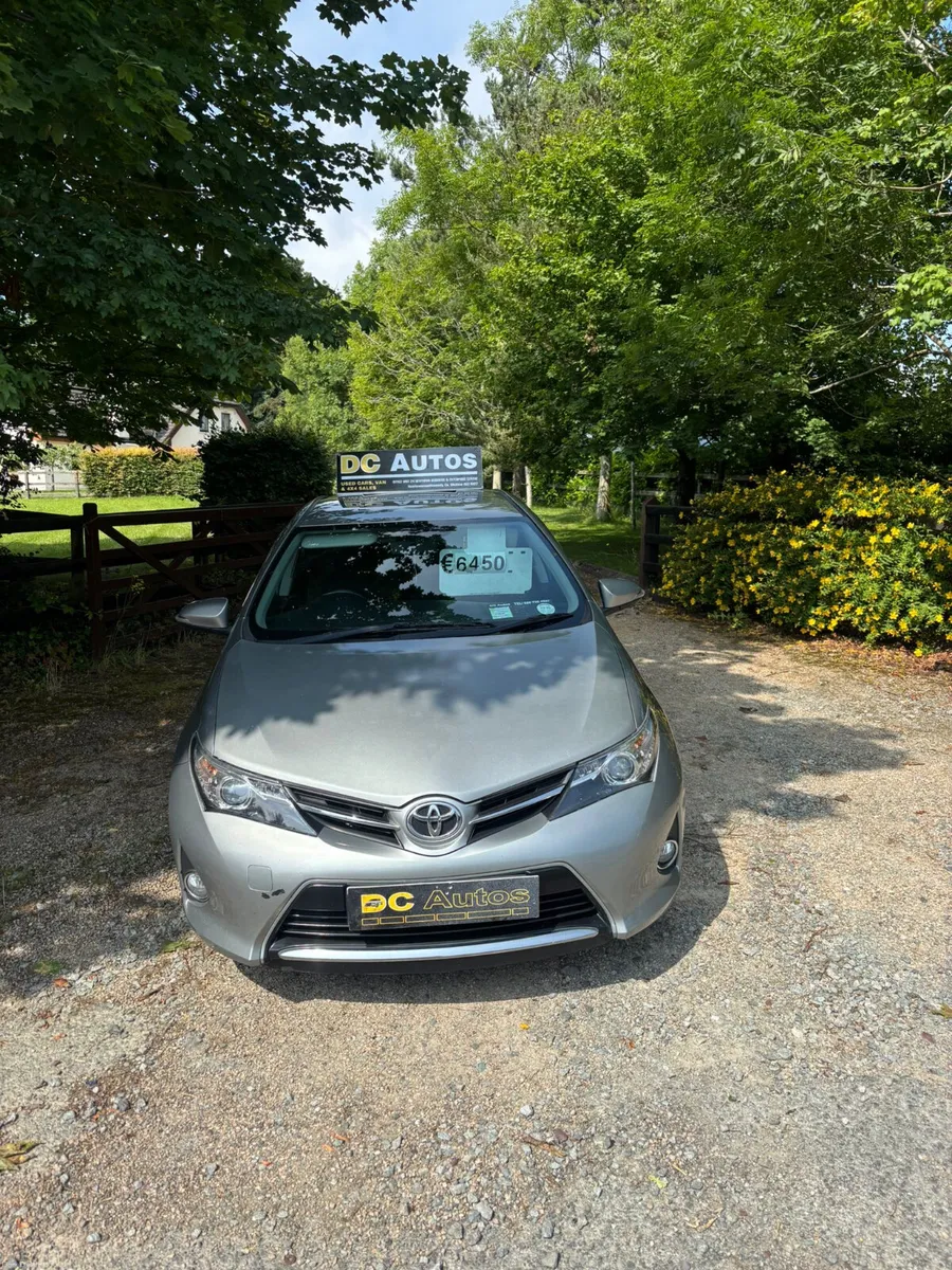 Toyota Auris 2015 - Image 4
