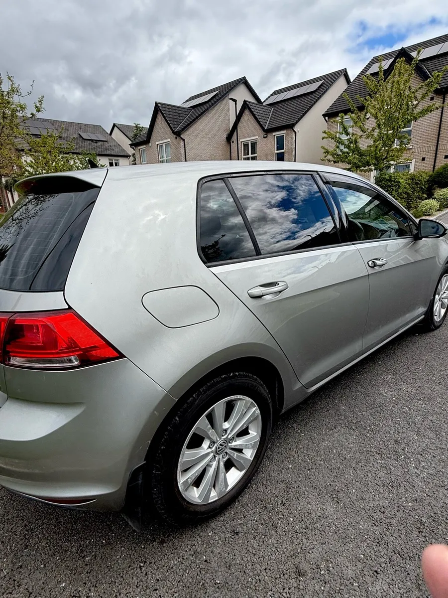 Golf 13 auto excellent condition -32D - Image 1