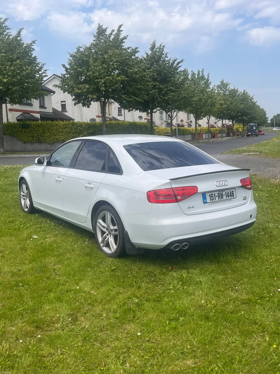 Audi A4 2015 - Image 3