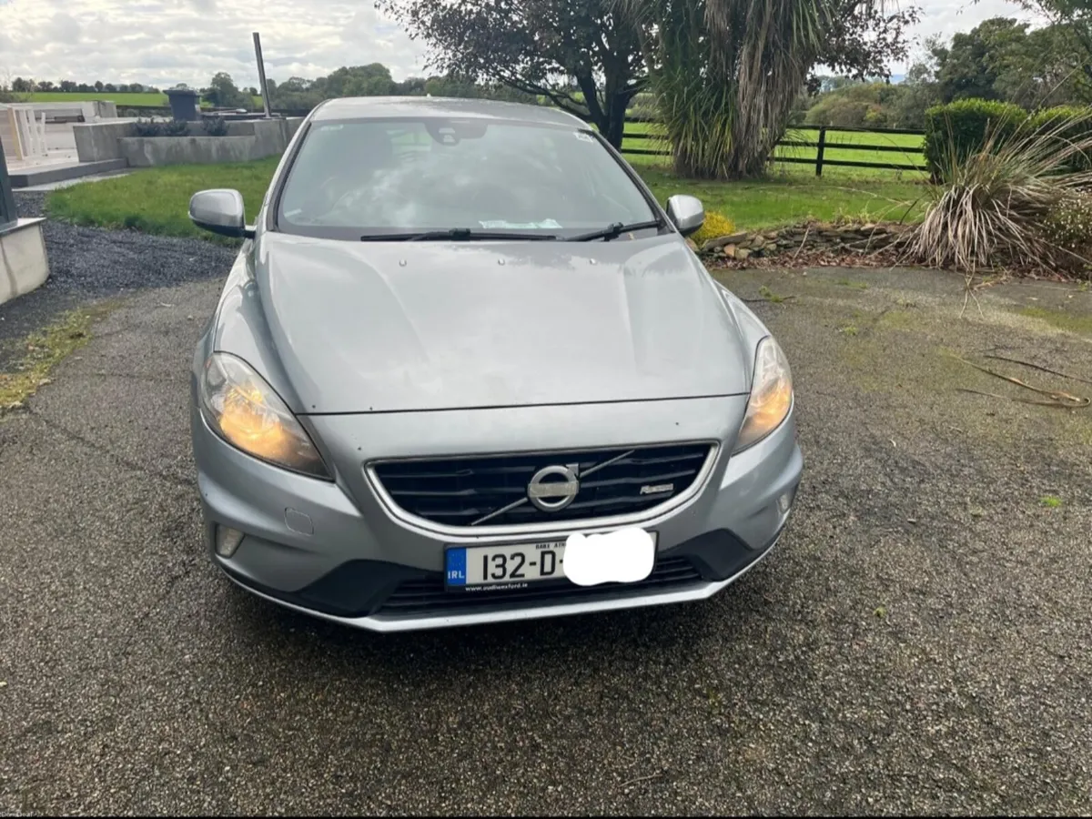 Volvo V40 D2 car - Image 5