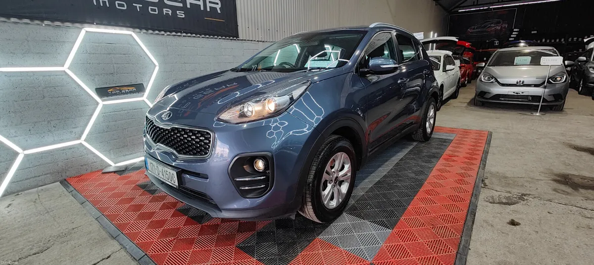 2017 Kia Sportage - Spotless car - Image 3