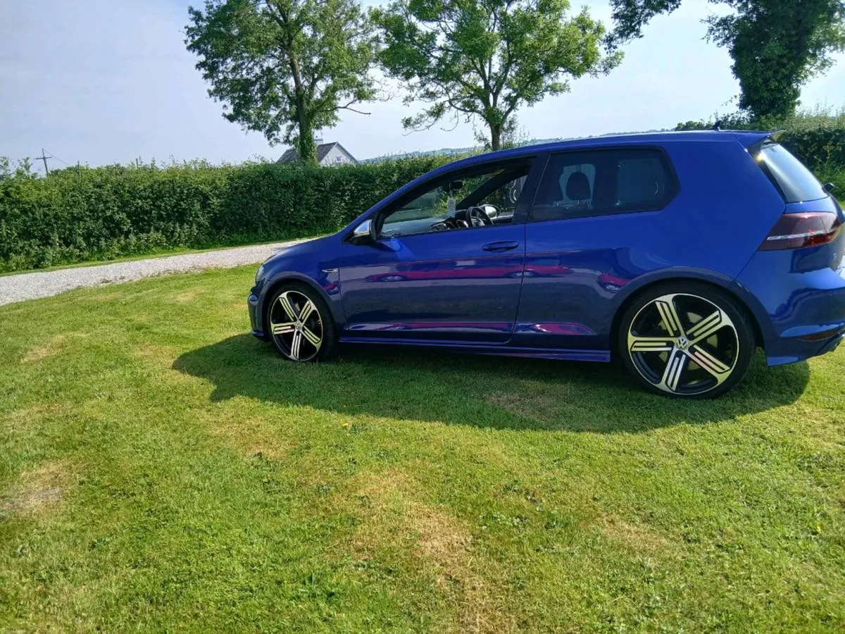 VOLKSWAGEN GOLF R EXCELLENT CONDITION - Image 4