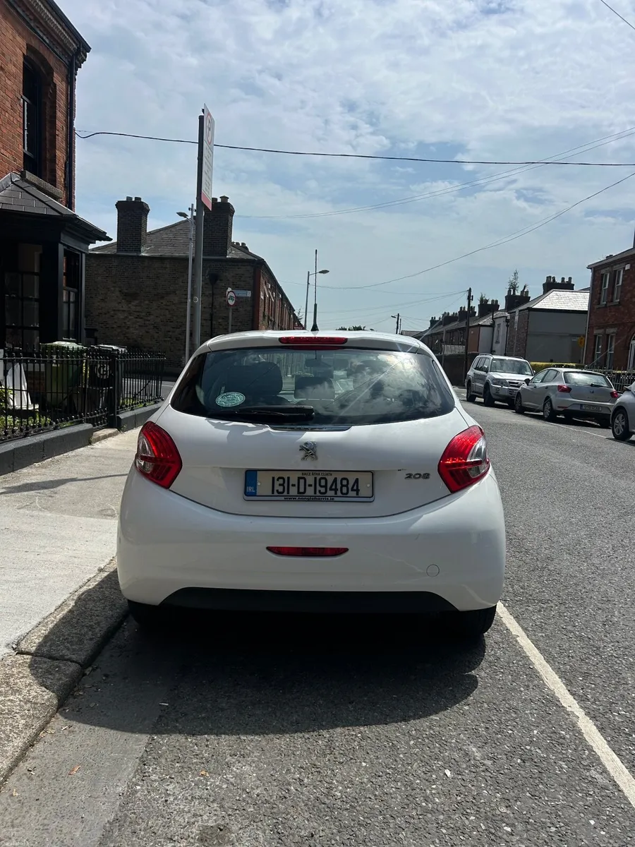 Peugeot 208 2013 - Image 4