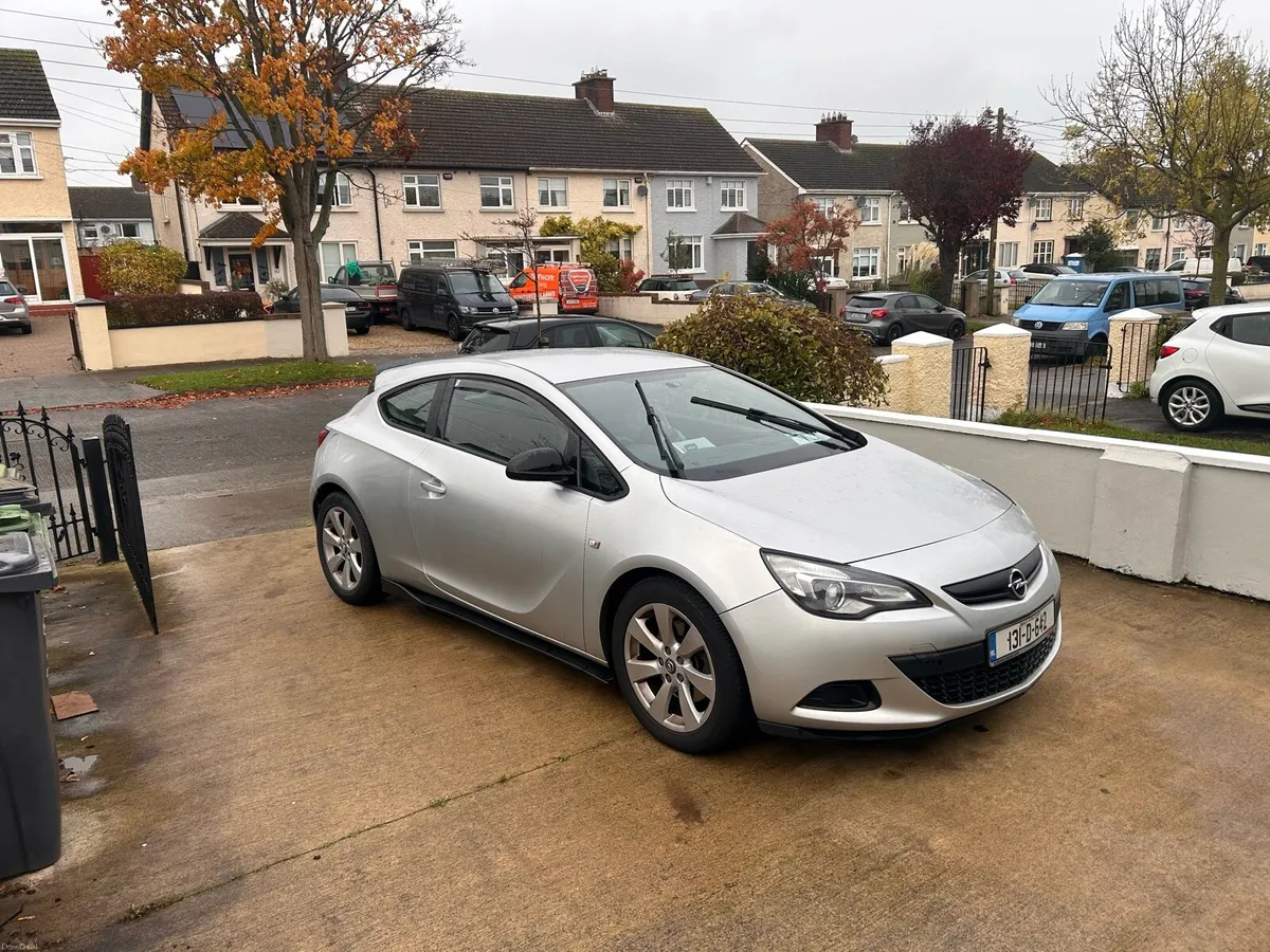 Opel Astra GTC 1.4 turbo (Head gasket gone) - Image 2