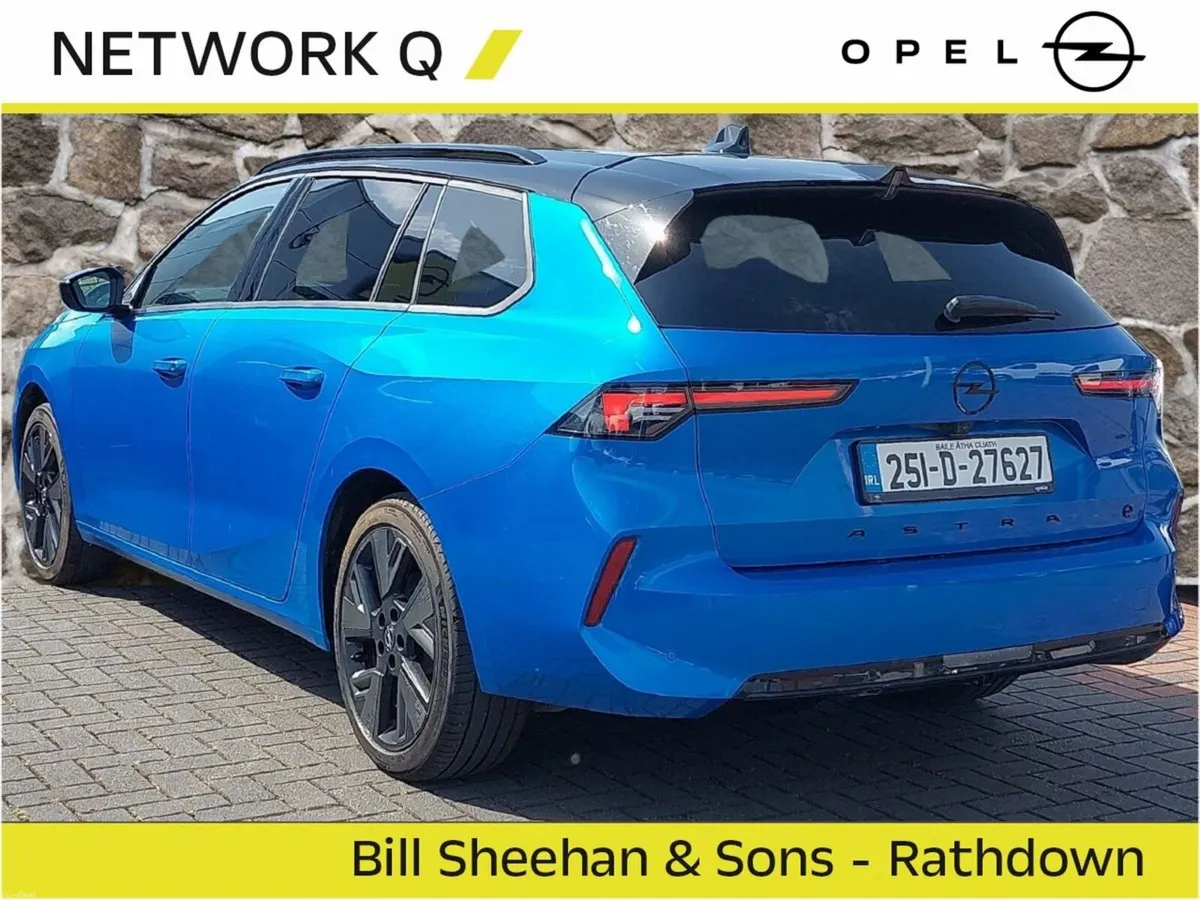 Opel Astra GS 55KWh EV 155PS - Image 4