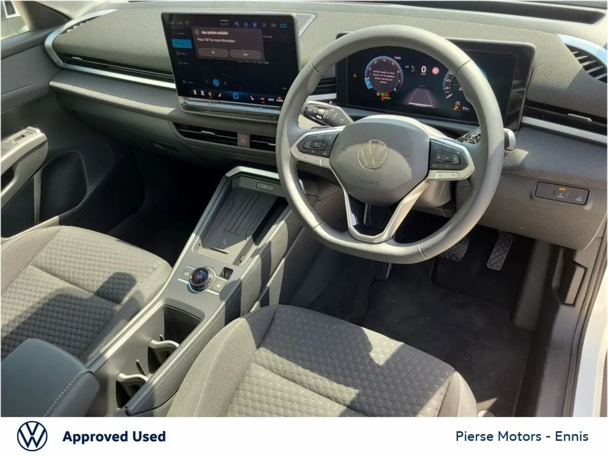 Volkswagen T-Roc LIFE 1.5TSI 116HP MHEV - Image 3