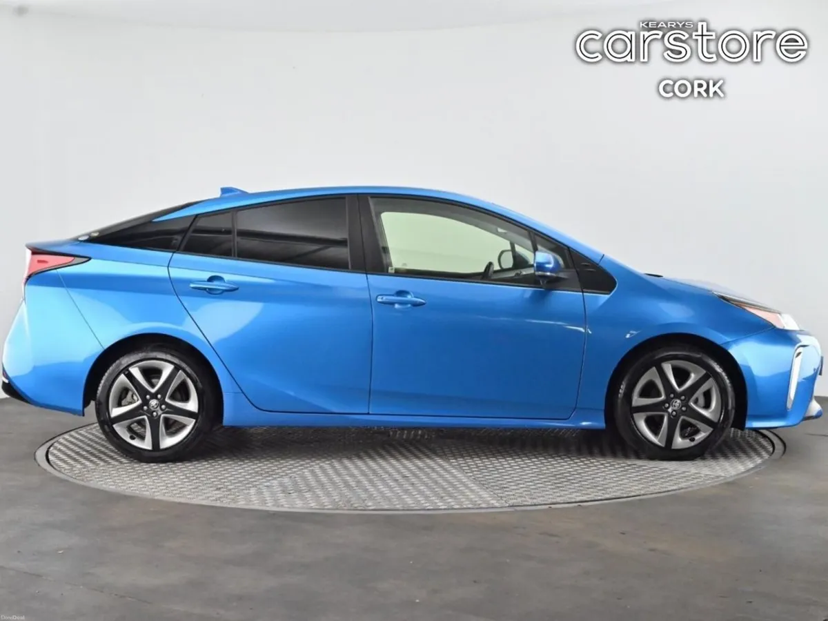 Toyota Prius 1.8 Hybrid Auto - Image 2