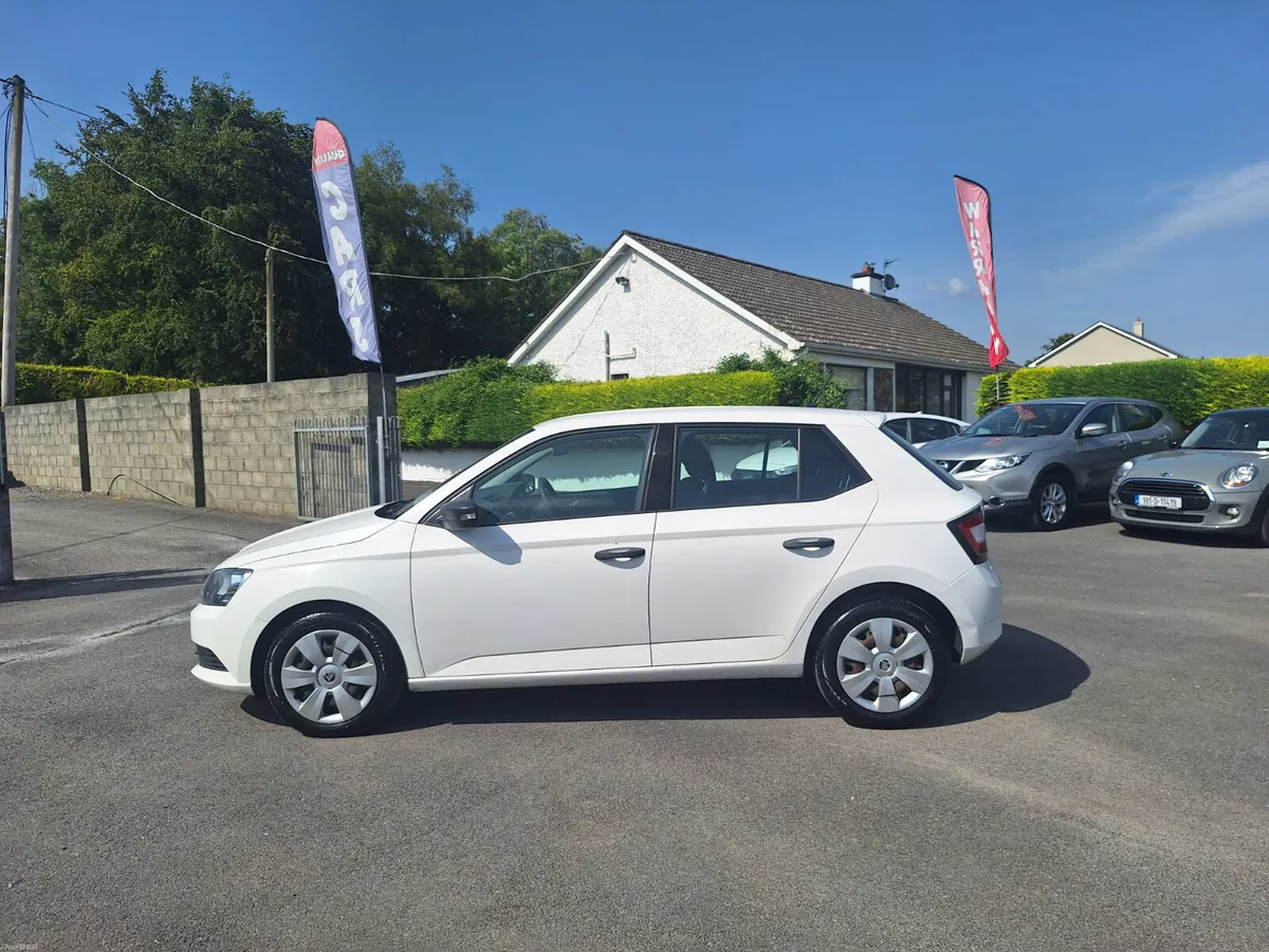 Skoda Fabia 1.2 AUTOMATIC *Easy Insure/Immaculate - Image 4