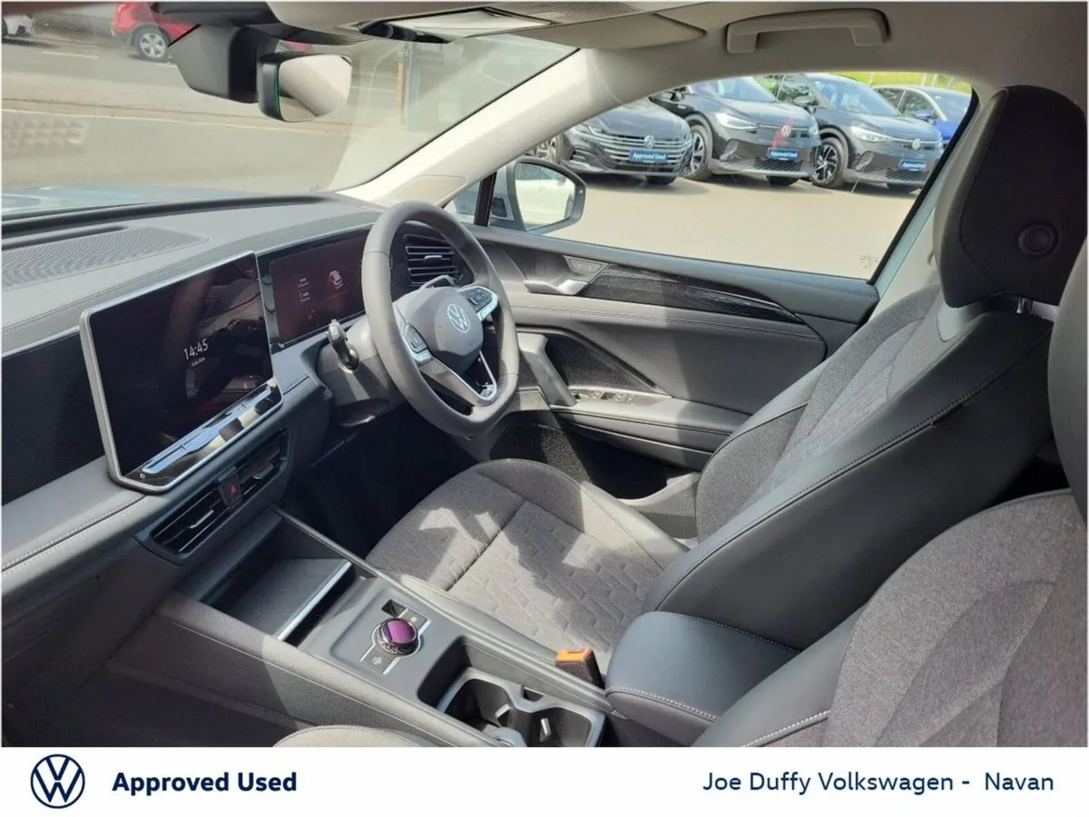 Volkswagen Tiguan EDITION 75 1.5 TSI PHEV AUTO - Image 4