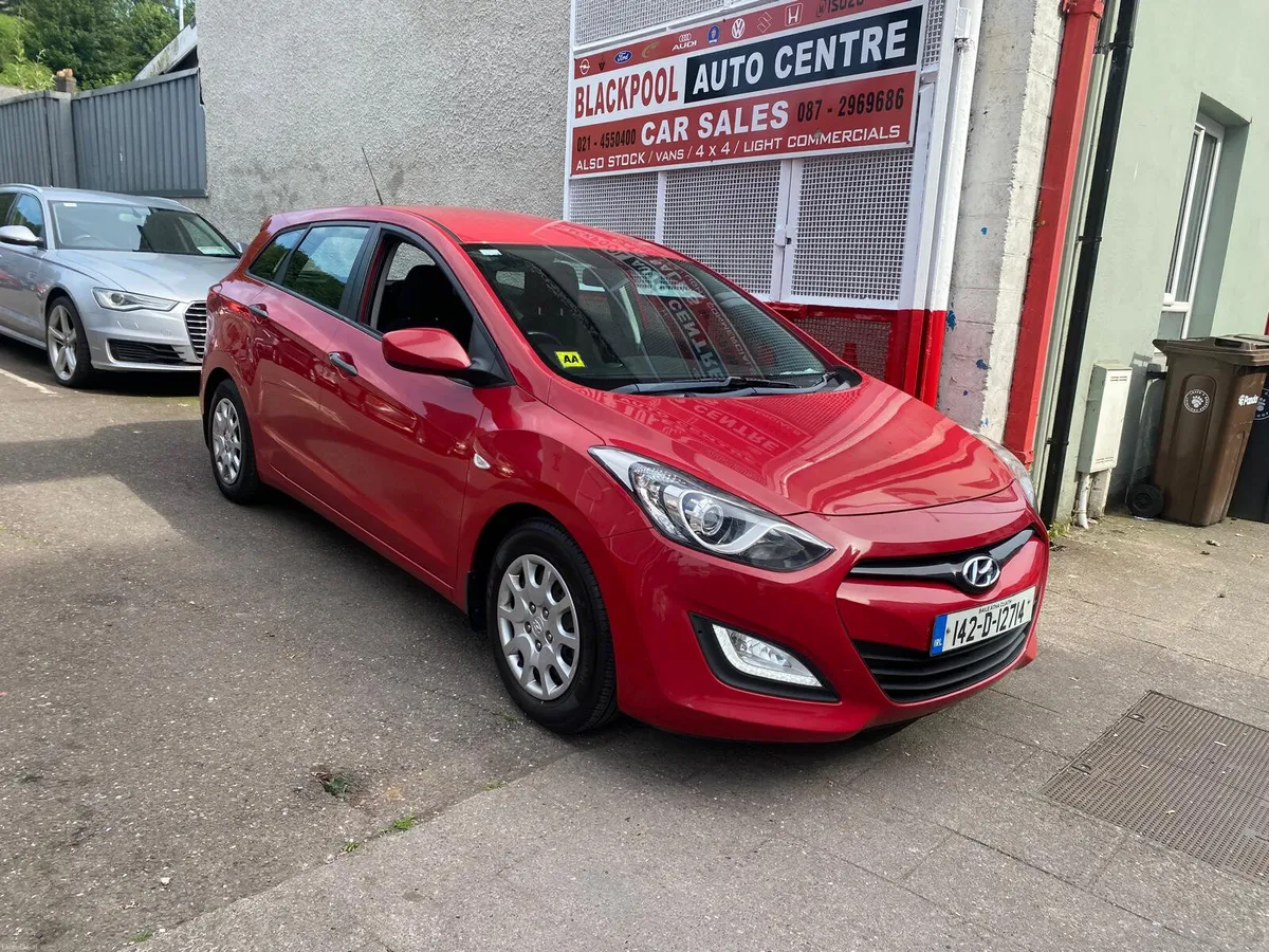 Hyundai i30 2014 - Image 2
