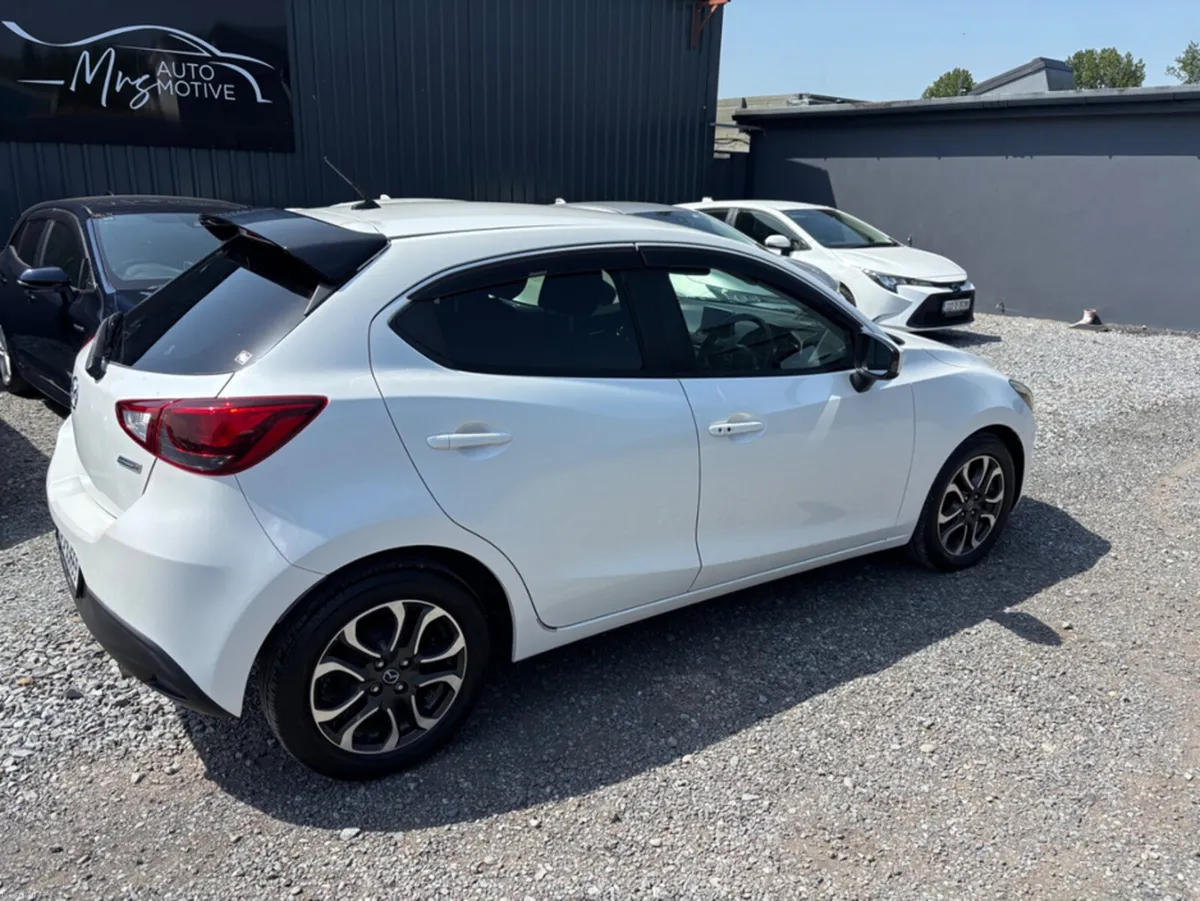 Mazda Demio 1.5 SPORTS TOURING AUTOMATIC - Image 2