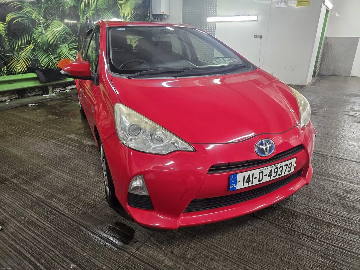 2014 Toyota Aqua Automatic - Image 3