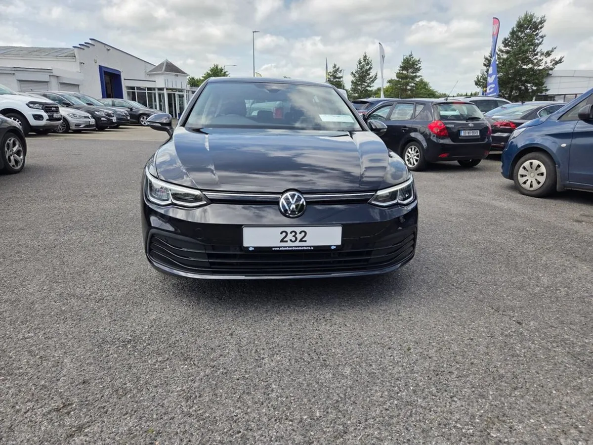 Volkswagen Golf LIFE TDI DSG - Image 3