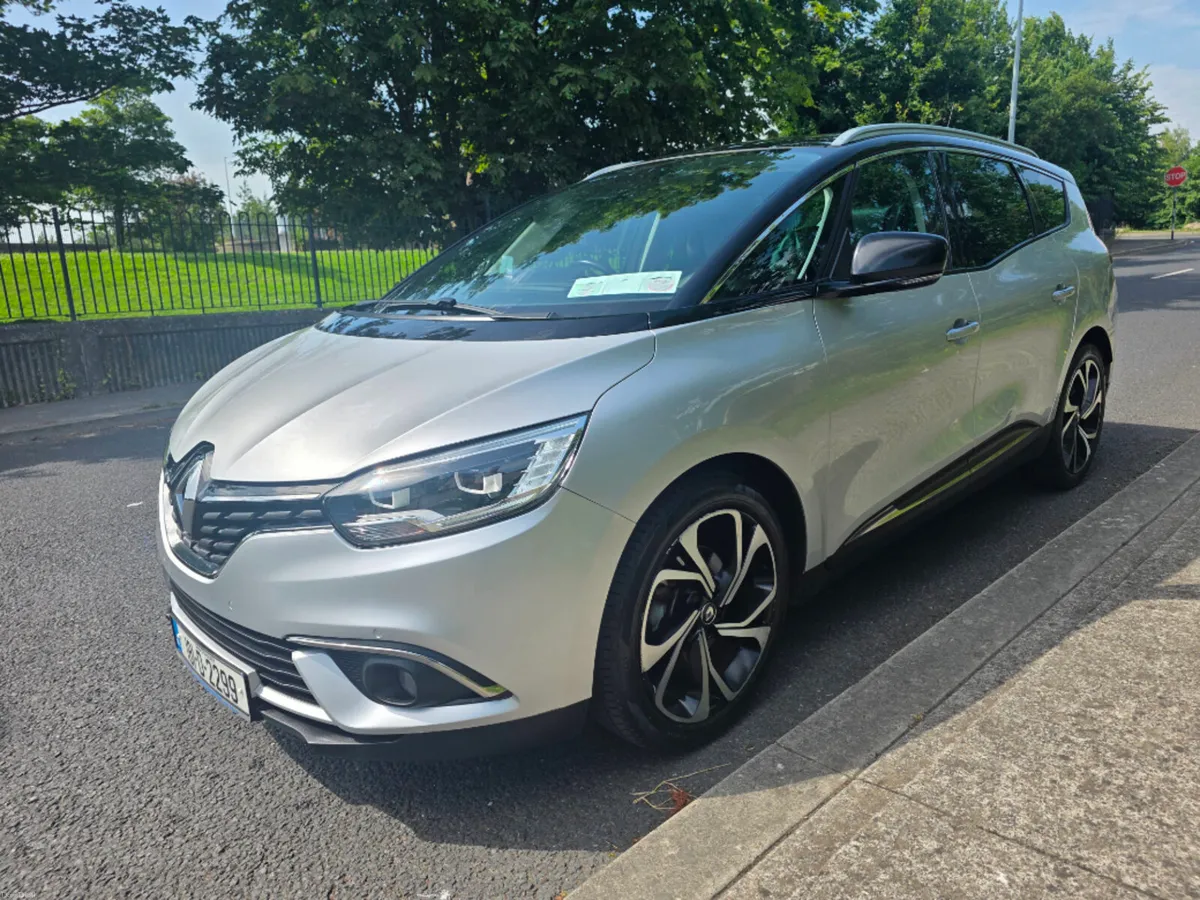 Renault Scenic 7 seats Signature NAV DCI 4DR - Image 4