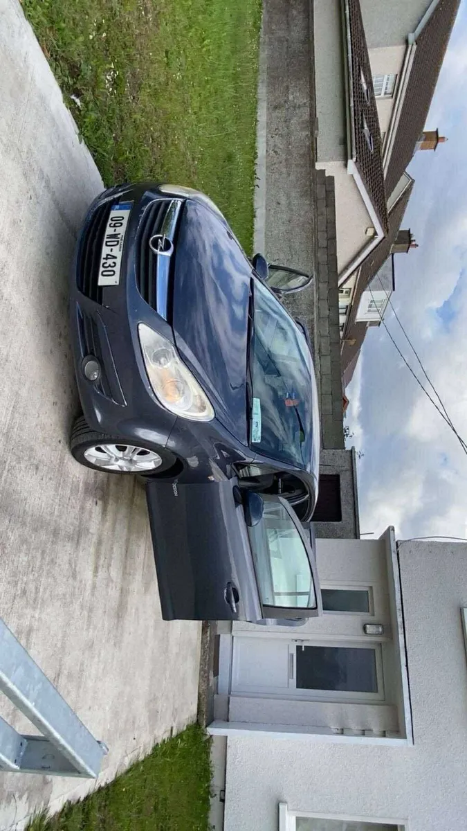 Opel Corsa 2009 - Image 1