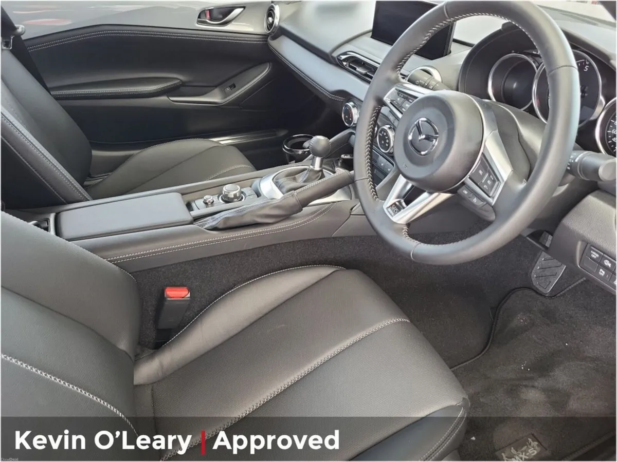 Mazda MX-5 EXCLUSIVE LINE 1.5 ST - Image 4
