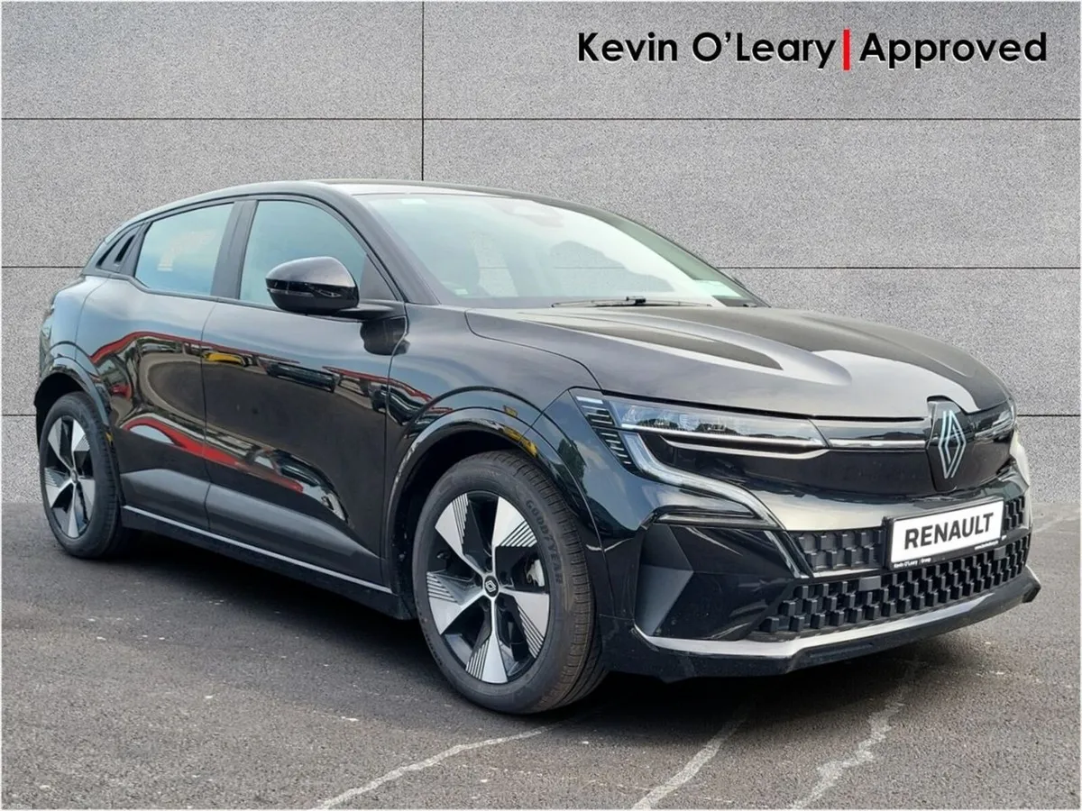 Renault Megane E-Tech Equilibre Electric EV60 60kW - Image 1