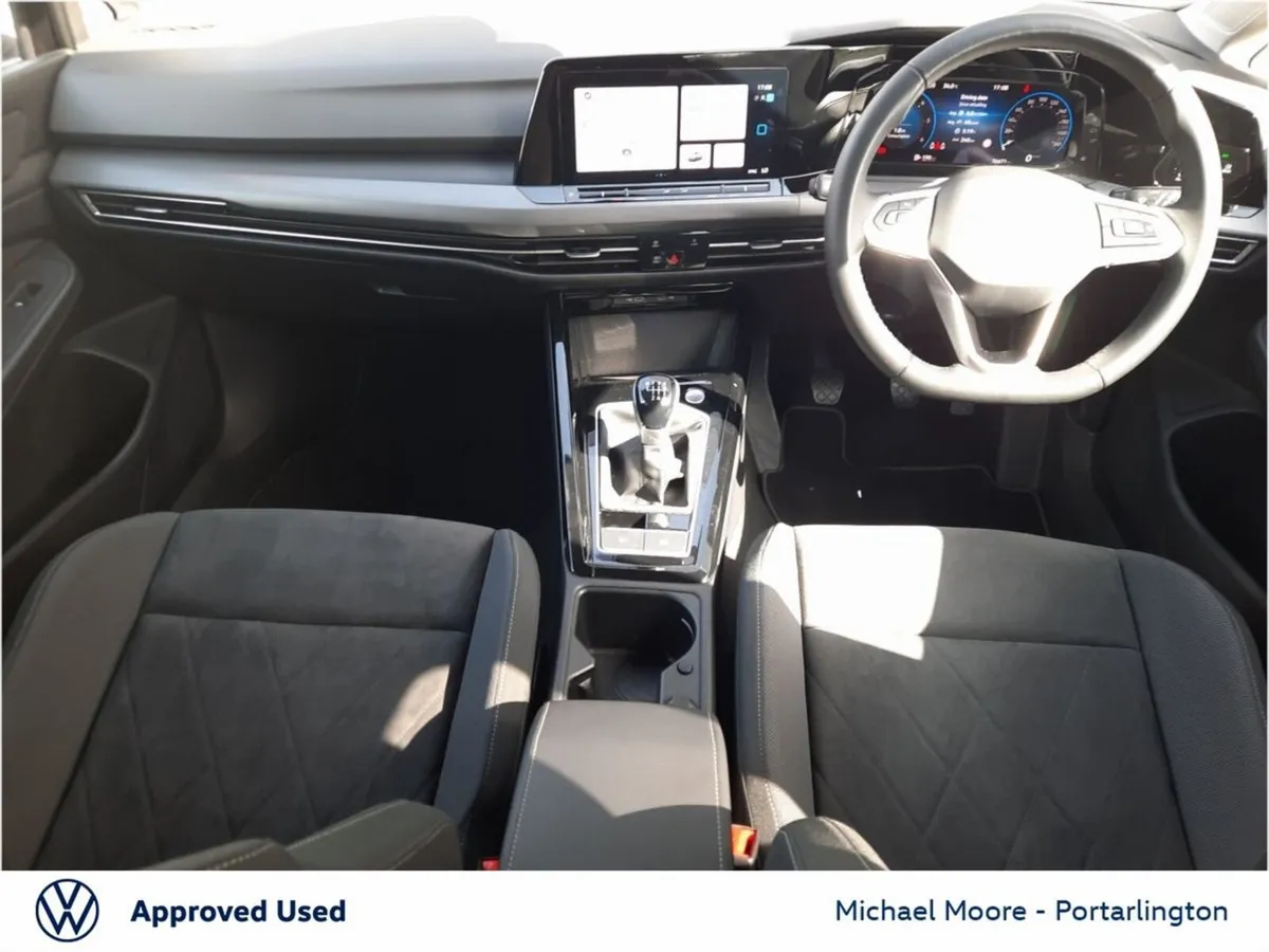 Volkswagen Golf 2.0 TDI 115HP Style - Image 2