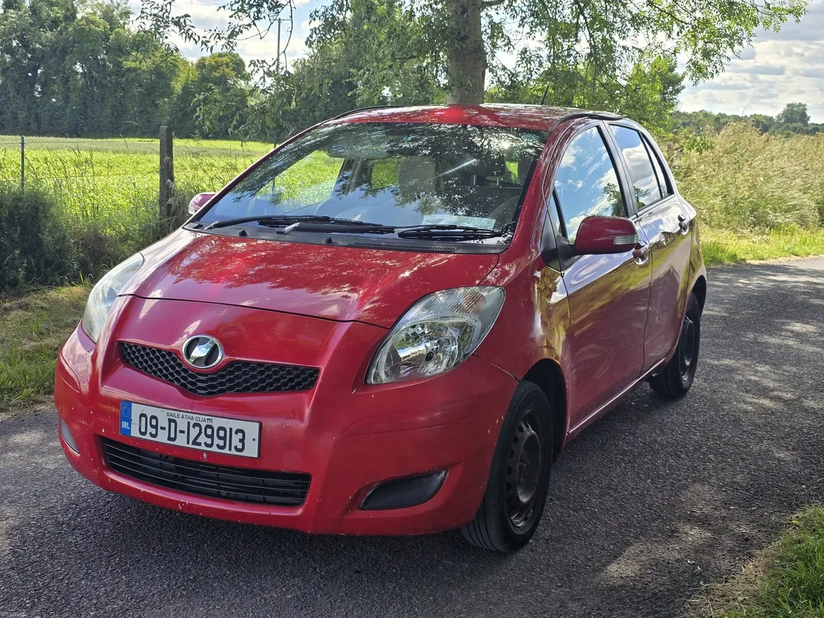 PRICE  2700 €€€Toyota VITZ AUTOMATIC 1.0 PETROL - Image 4