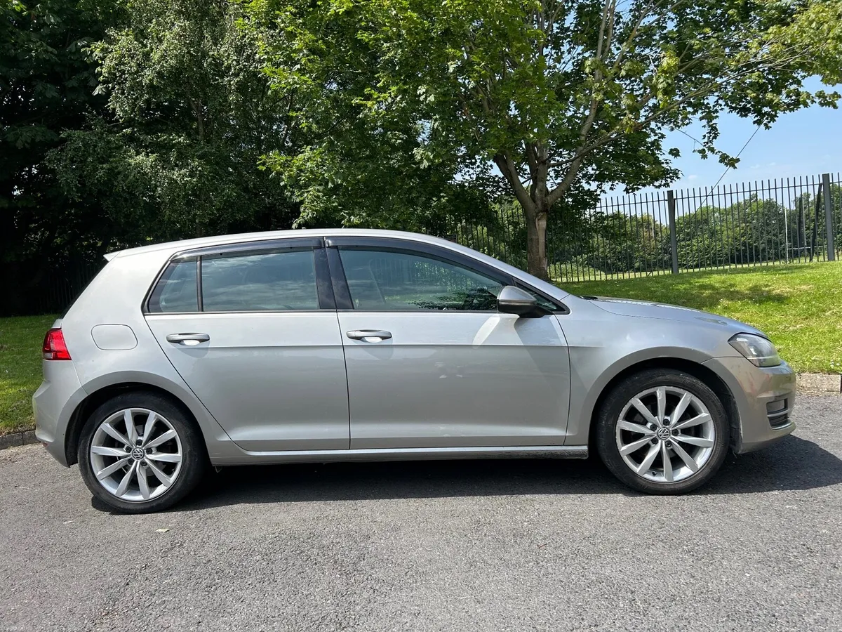Volkswagen Golf 2013 - Image 2