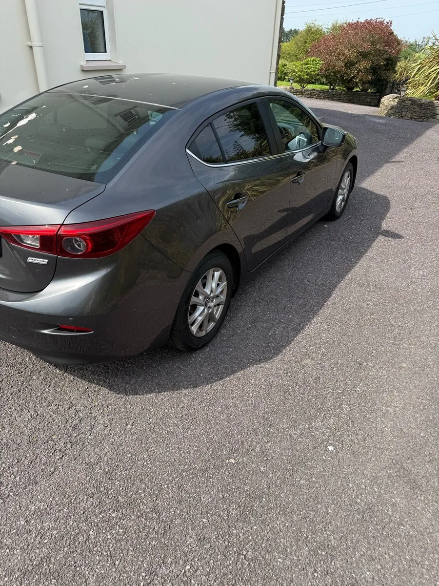 Low Mileage Mazda 3 - Image 2
