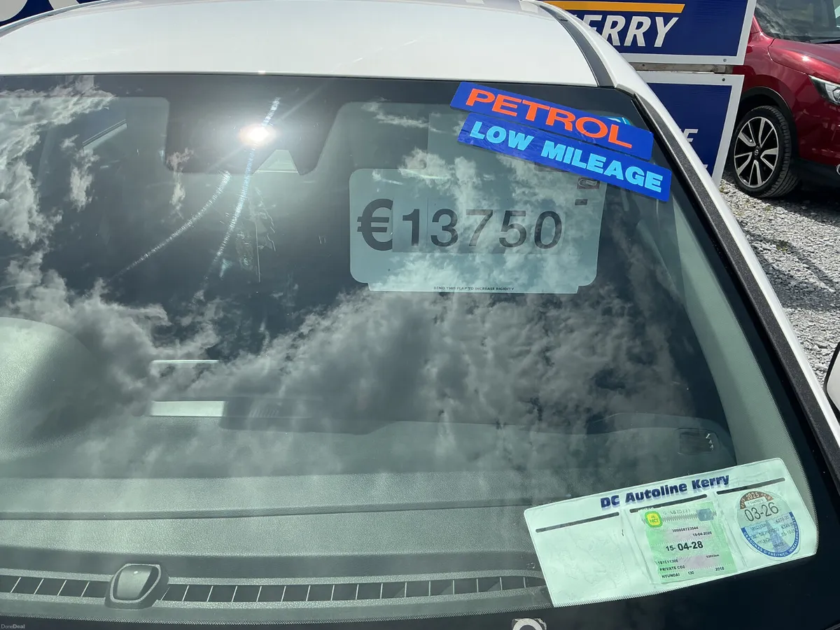 2018 HYUNDAI i30 1.4 PETROL LOW KMS SPOTLESS - Image 4