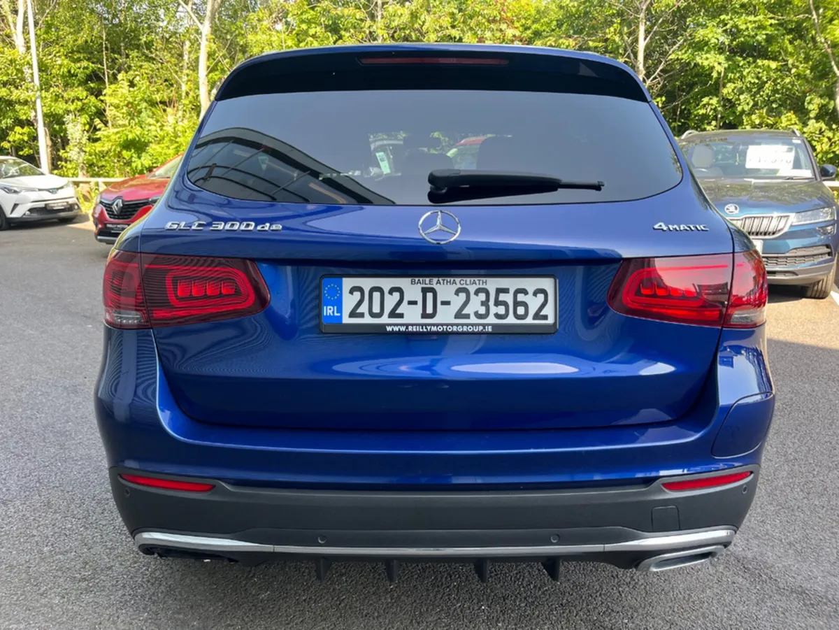 Mercedes-Benz GLC 2.0 DIESEL PLUG IN HYBRID AMG LI - Image 6