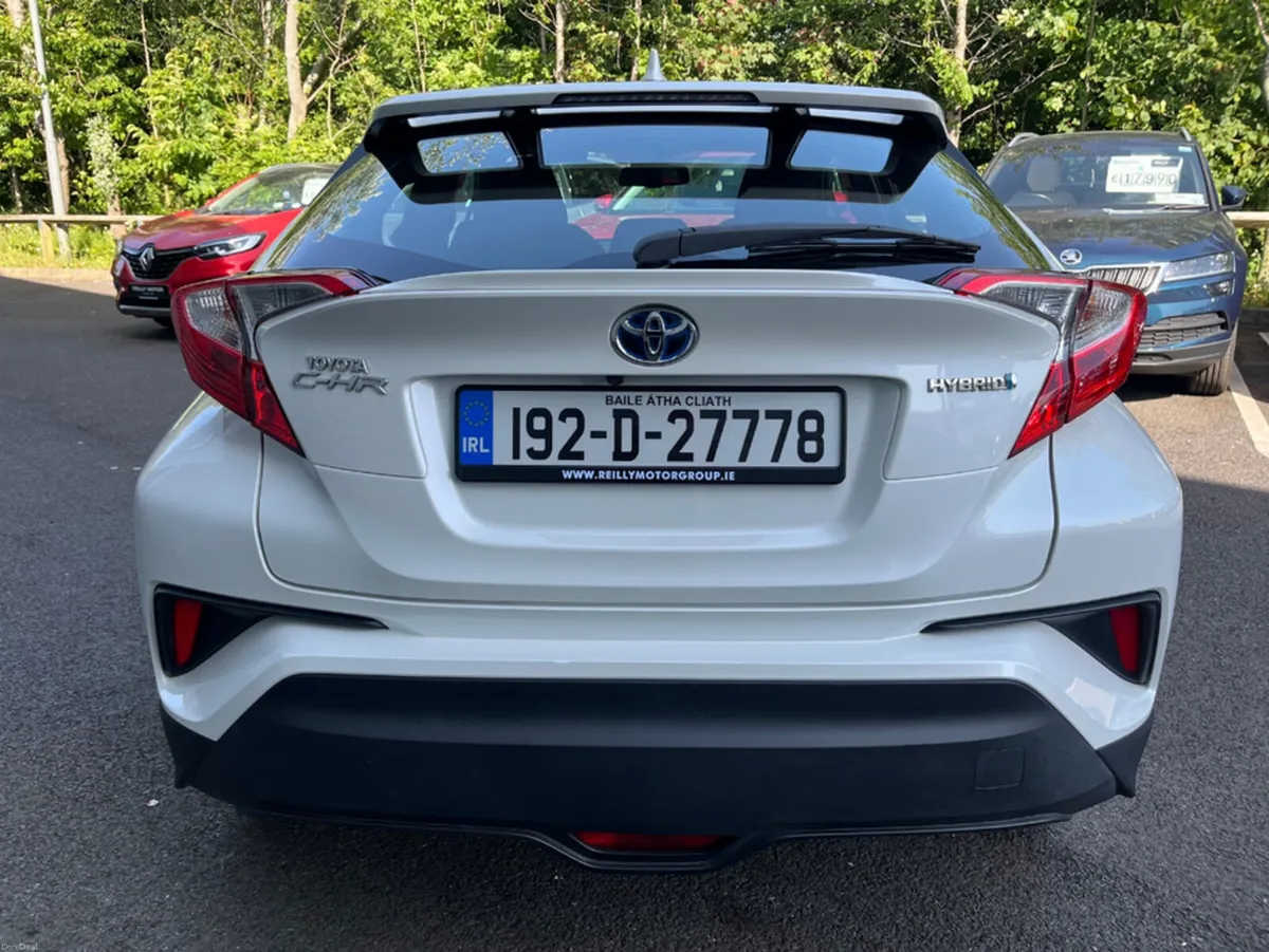 Toyota C-HR 1.8 PETROL HYBRID ICON AUTO - Image 6