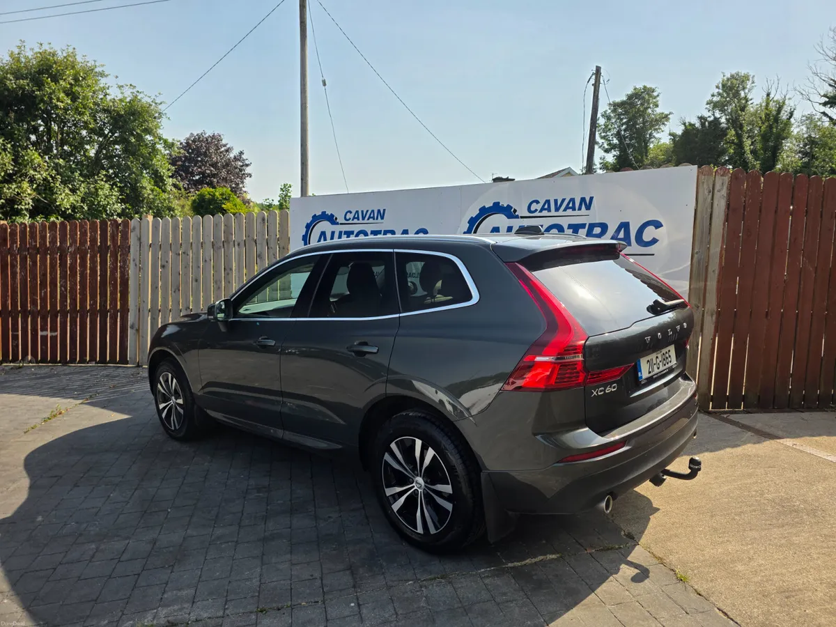 Volvo XC60 2021 - Image 5