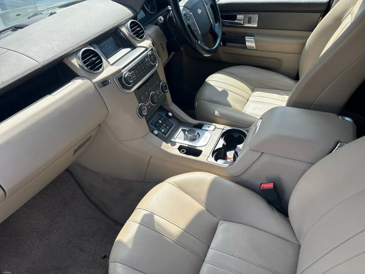 Land Rover Discovery 3.0 TDV6 5 SEAT COMMERCIAL XE - Image 2