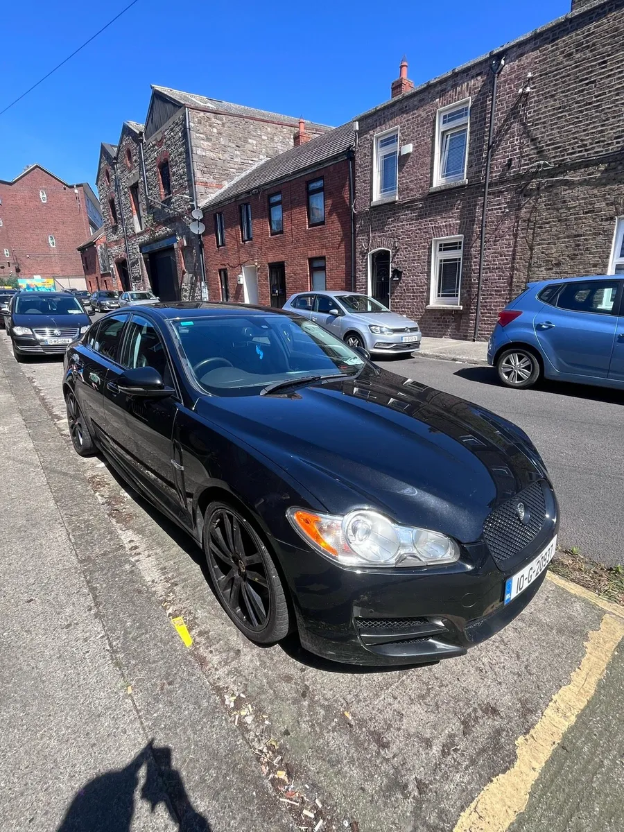 Jaguar XF 2010 - Image 1