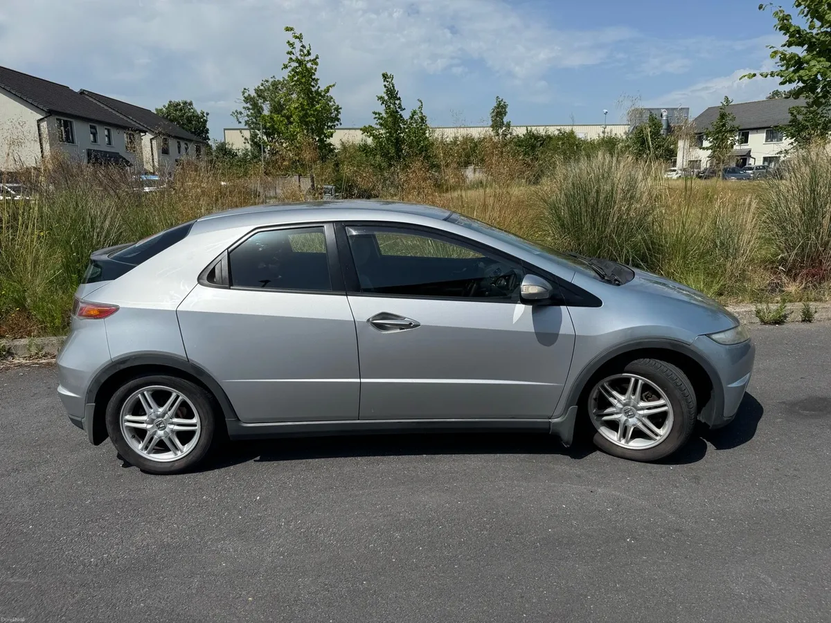 08 Honda Civic 1.3L petrol Tax & NCT till Oct - Image 2
