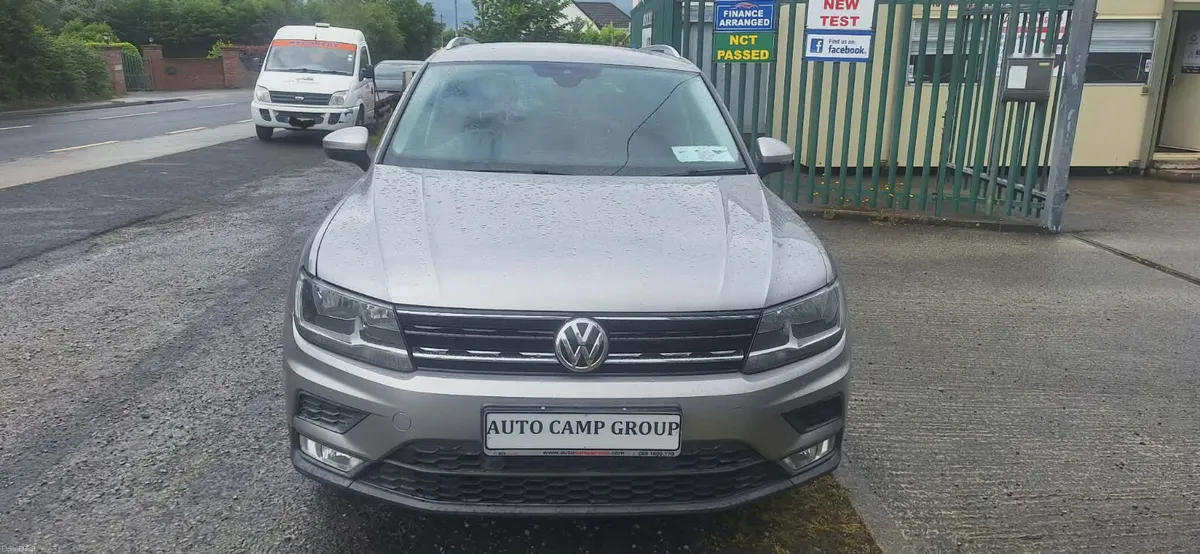 Volkswagen Tiguan 2.0 TDI Comfortline - Image 2