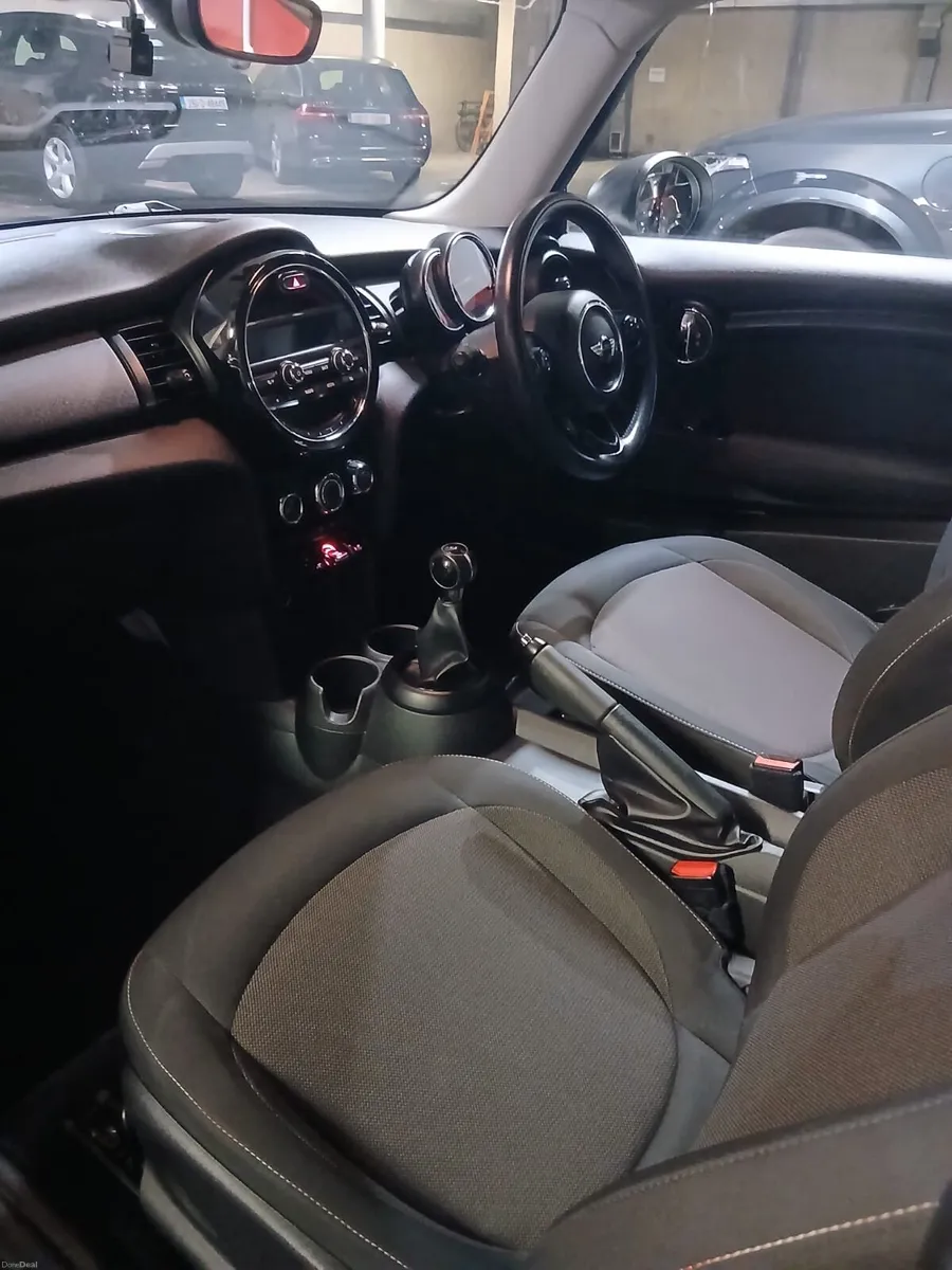 Mini Cooper - Image 6
