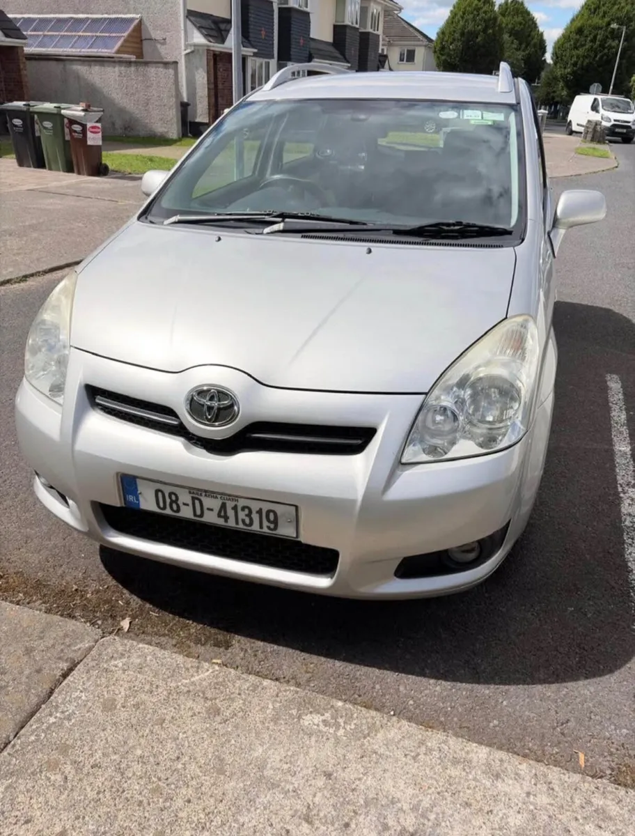 Toyota Corolla 2008 - Image 1